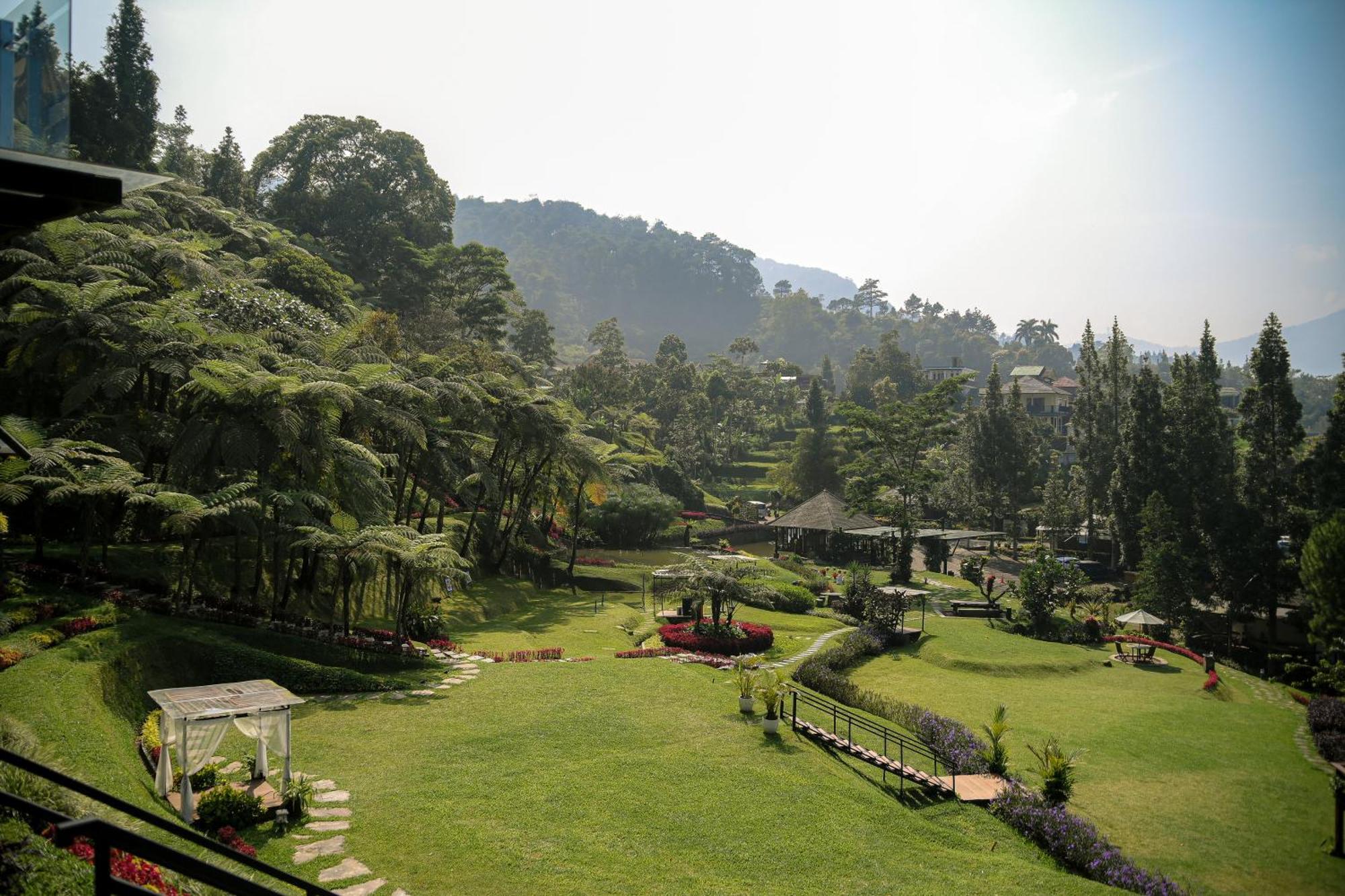 Damar Langit Resort Cisarua Kültér fotó