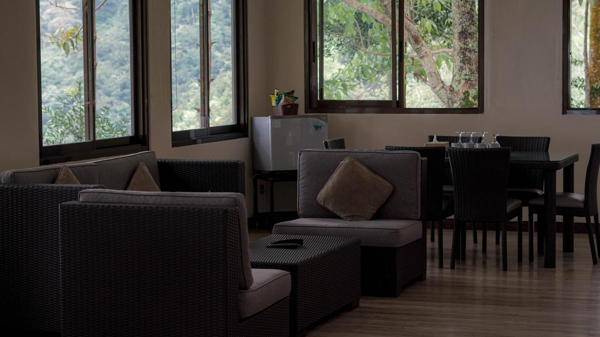 Damar Langit Resort Cisarua Kültér fotó
